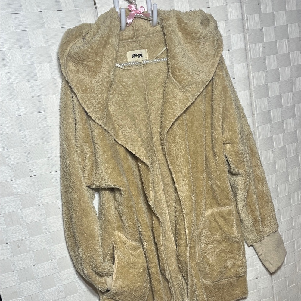 Plush Hooded Teddy Jacket  Wrap in Camel 0S